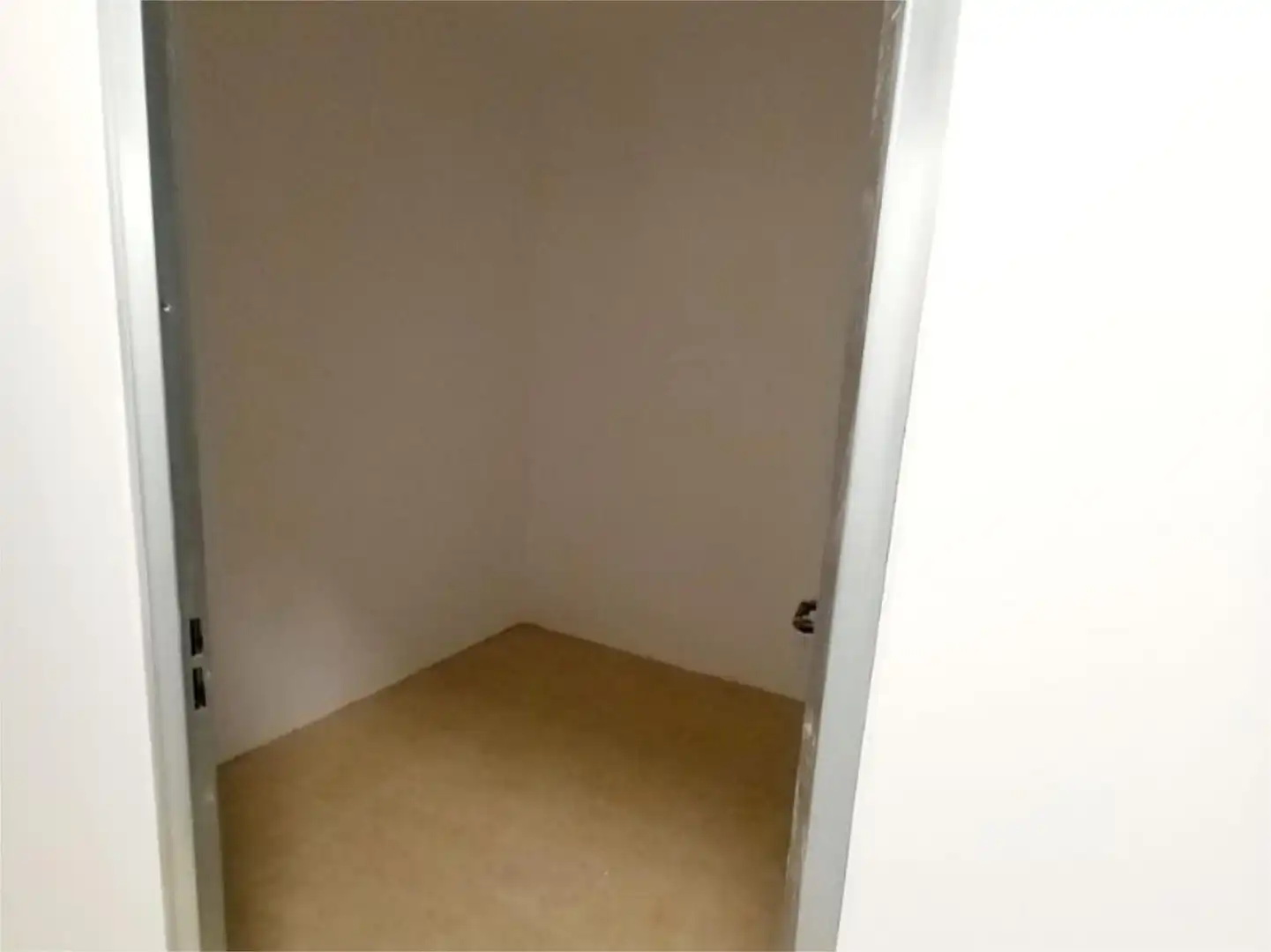 Storage room for sale in Burgos