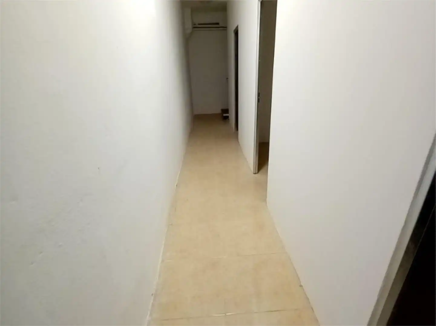 Storage room for sale in Burgos