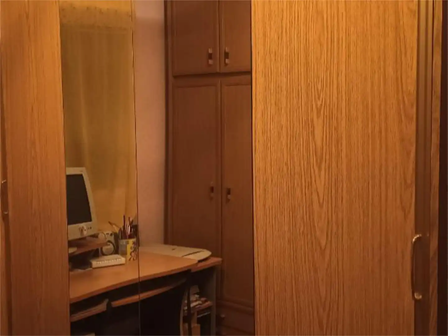 Habitación de Piso en venta en Escucha con Calefacción y Amueblado