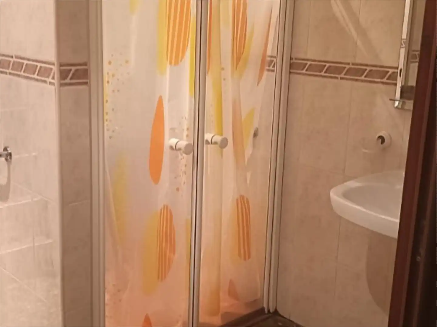 Baño de Piso en venta en Escucha con Calefacción y Amueblado