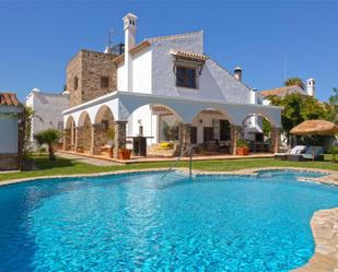 Jardí de Casa o xalet en venda en Conil de la Frontera amb Terrassa, Piscina i Balcó