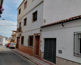 Vista exterior de Casa adosada en venda en Atarfe amb Aire condicionat, Terrassa i Balcó