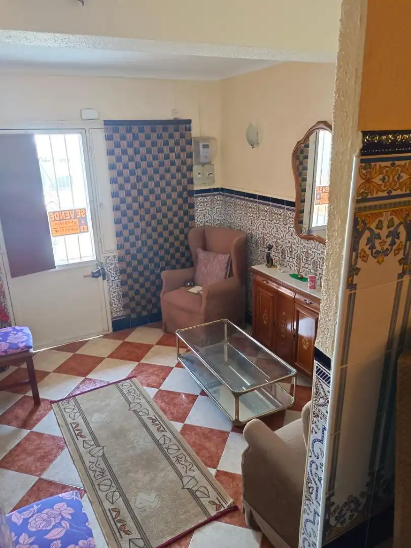 Casa adosada en venta en Calle Beato Queija Vega, 40, Minas de Riotinto Sala de estar de Casa adosada en venta en Minas de Riotinto con Terraza
