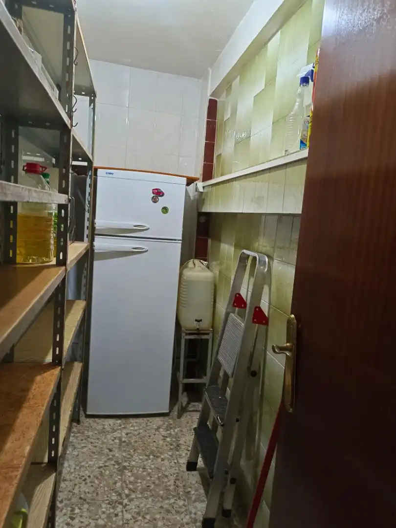 Casa adosada en venta en Calle Beato Queija Vega, 40, Minas de Riotinto Cocina de Casa adosada en venta en Minas de Riotinto con Terraza