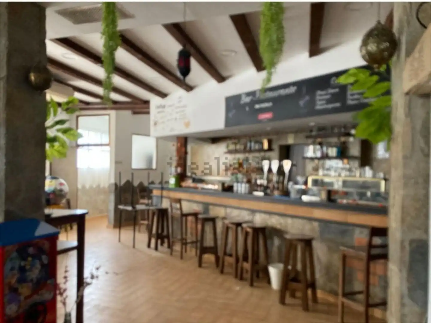 Commercial properties for sale in San Martín de Valdeiglesias  with Air Conditioner, Heating and Furnished