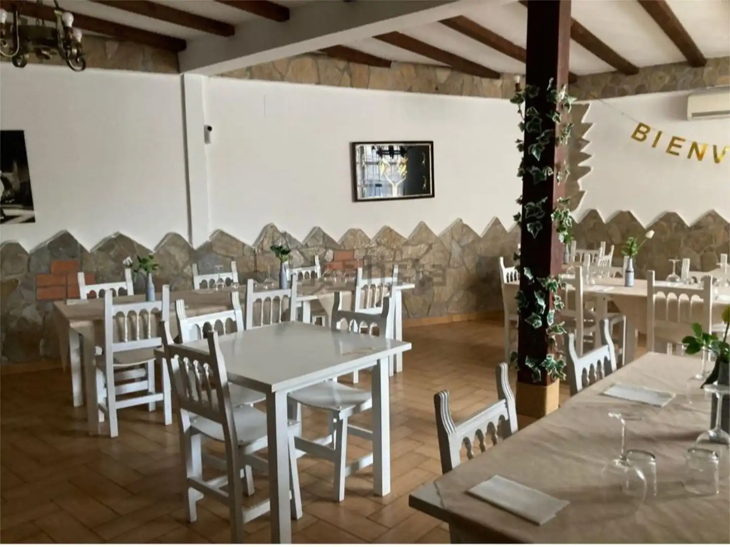 Commercial properties for sale in San Martín de Valdeiglesias  with Air Conditioner, Heating and Furnished
