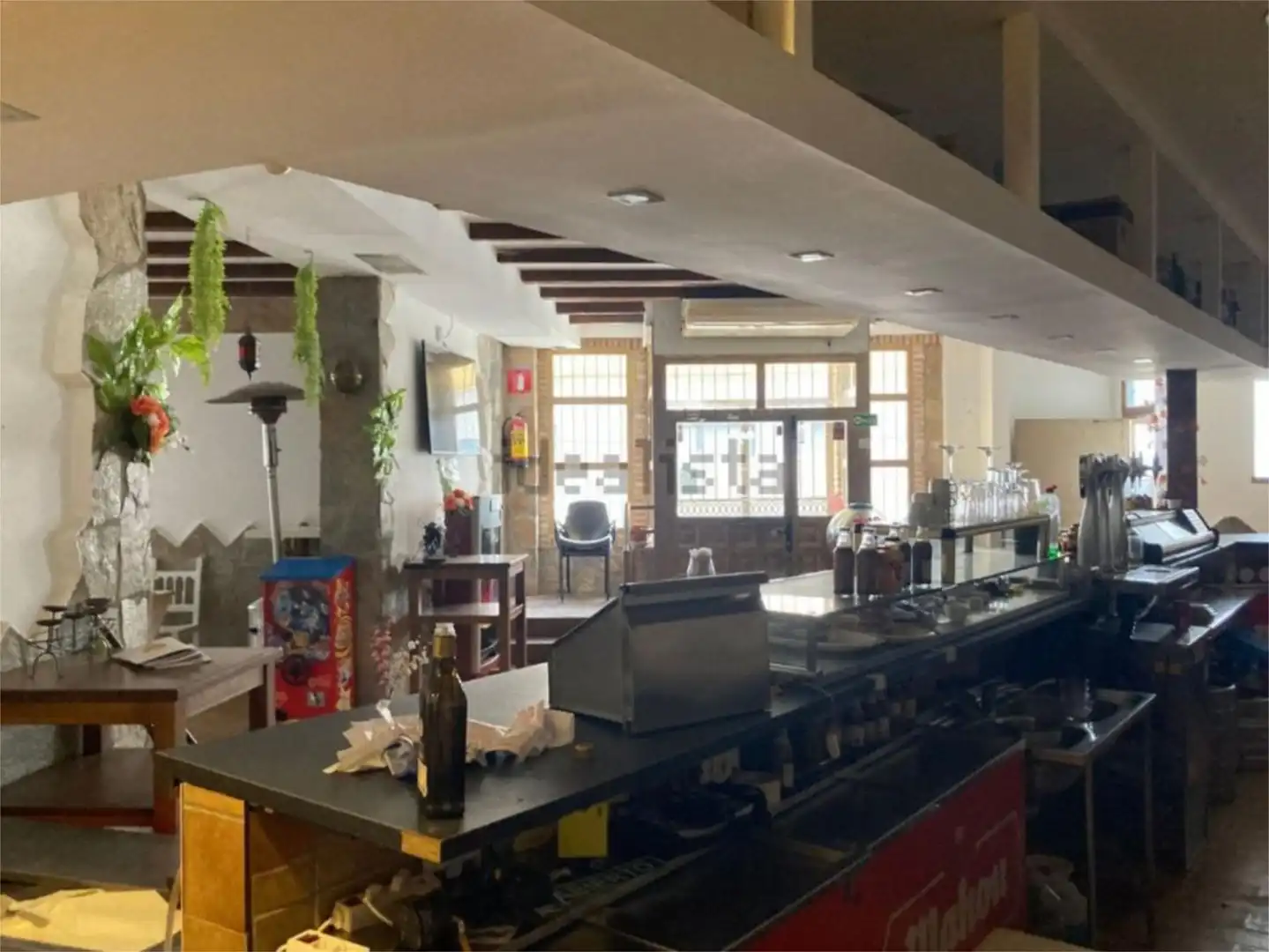 Commercial properties for sale in San Martín de Valdeiglesias  with Air Conditioner, Heating and Furnished
