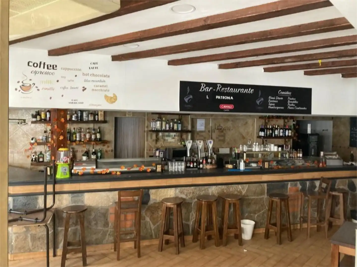 Commercial properties for sale in San Martín de Valdeiglesias  with Air Conditioner, Heating and Furnished
