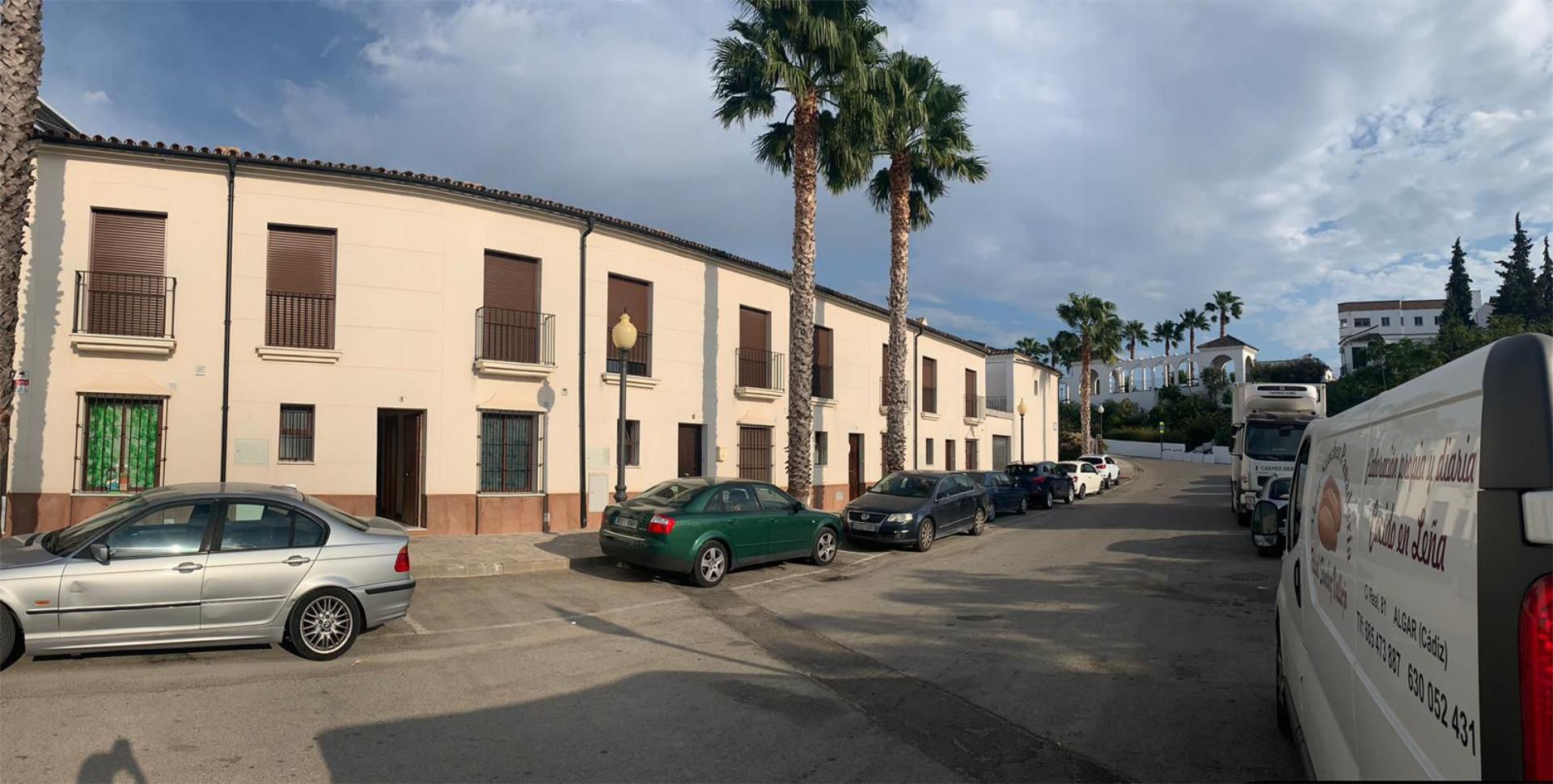 Exterior view of Single-family semi-detached for sale in Algar  with Air Conditioner, Heating and Parquet flooring