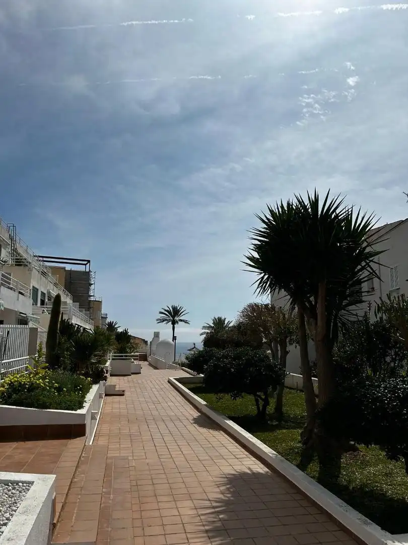 Piso en venta en Avinguda de Joan Miró, Cala Major Vista exterior de Piso en venta en Palma de Mallorca con Aire acondicionado, Terraza y Amueblado