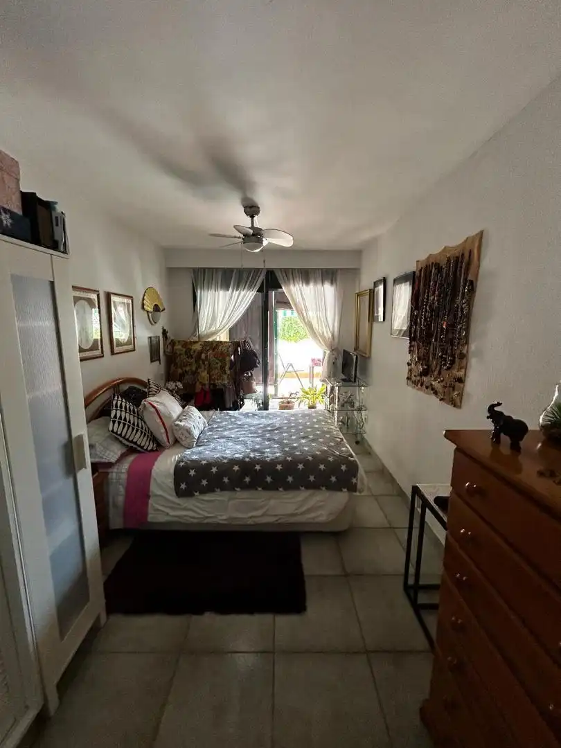 Piso en venta en Avinguda de Joan Miró, Cala Major Habitación de Piso en venta en Palma de Mallorca con Aire acondicionado, Terraza y Amueblado