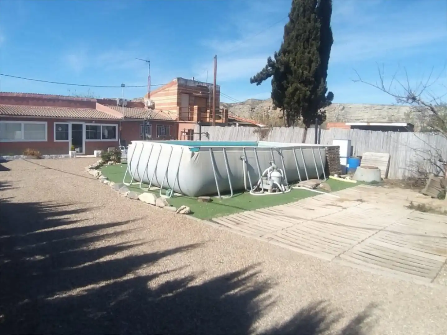 Country homes for sale in Diseminado Alfocea, 9052, Alfocea Swimming pool of Country homes for sale in Zaragoza with Air Conditioner, Heating and Private garden