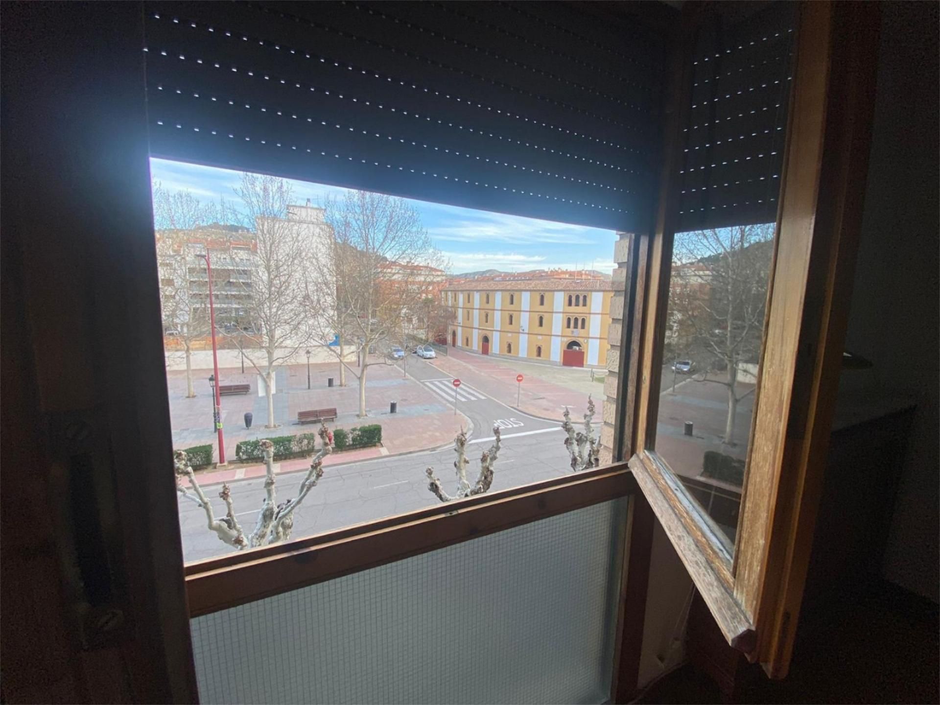 Vista exterior de Pis en venda en Calatayud amb Aire condicionat i Balcó