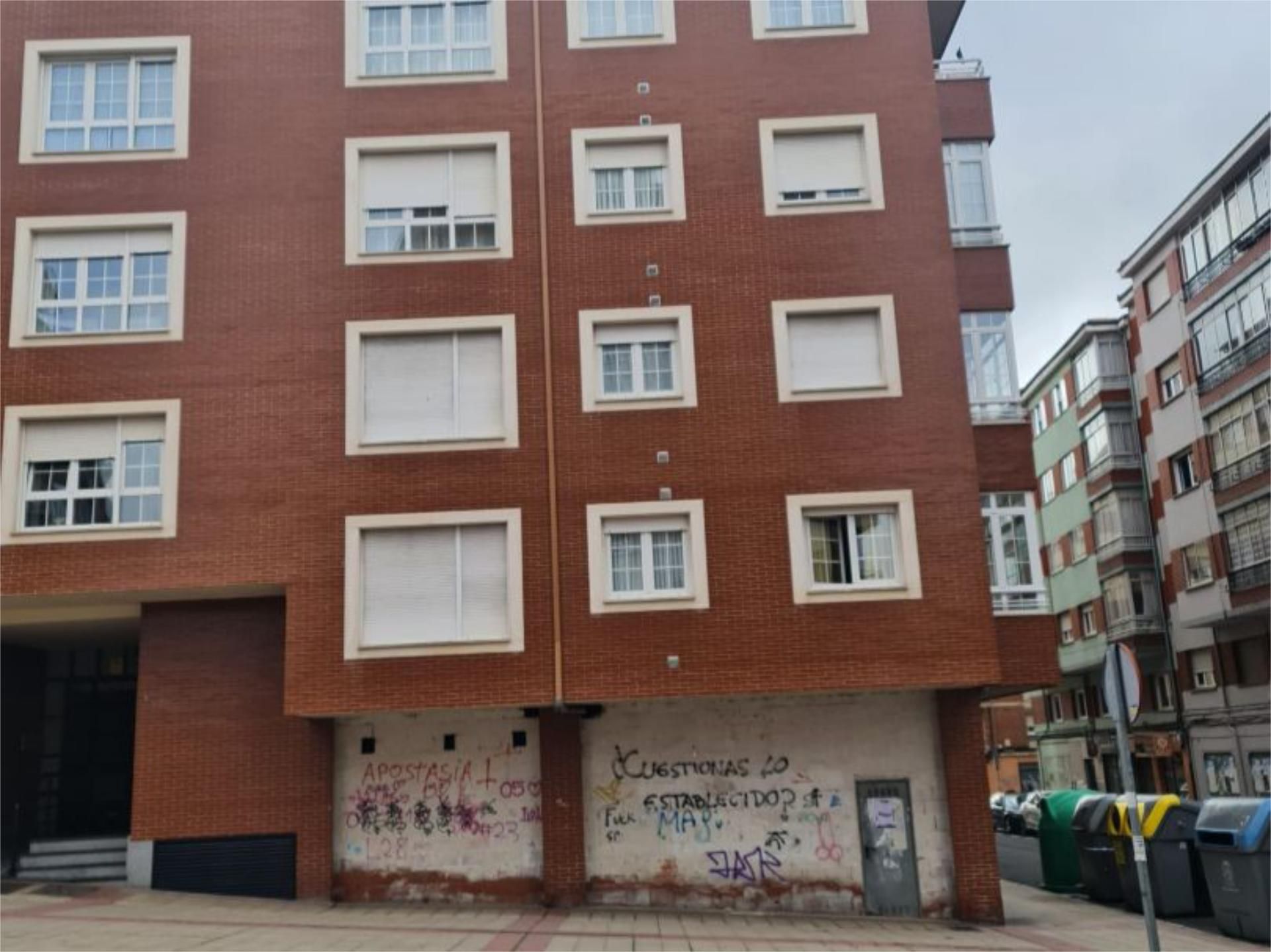 Exterior view of Duplex for sale in León Capital   with Terrace