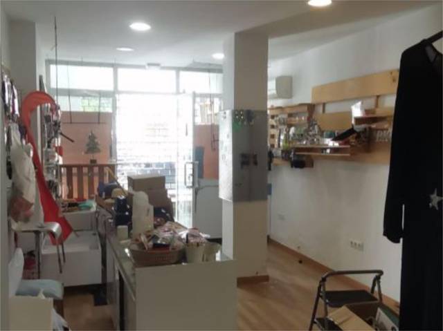 Local comercial en Alquiler en Calle Huerta, 10 en Los Palacios y Villafranca