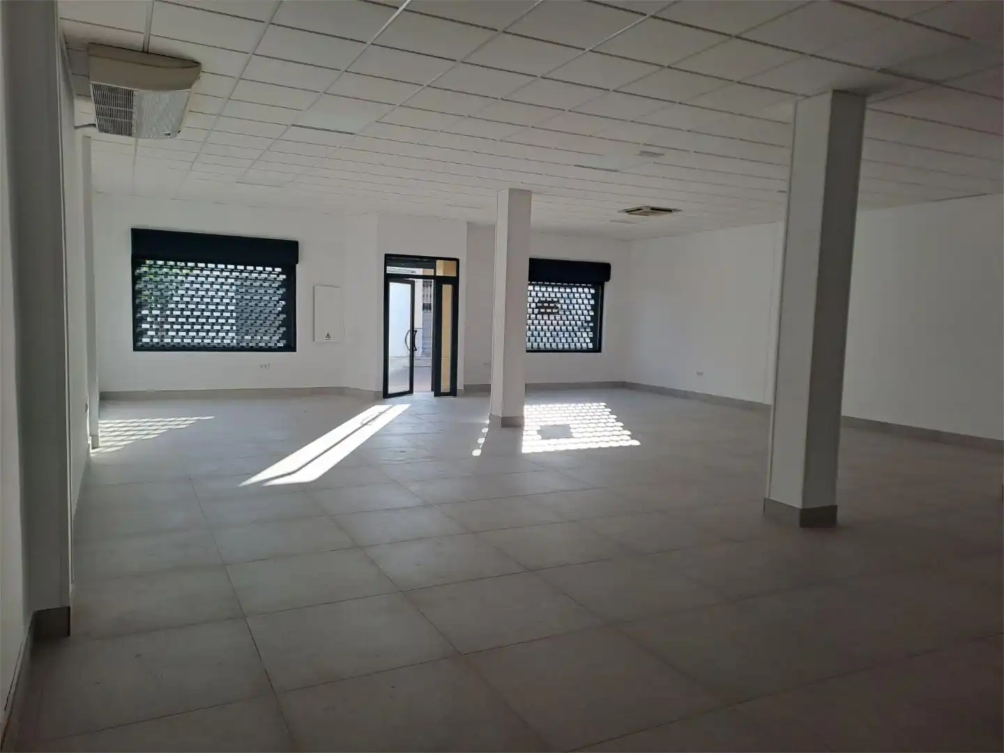 Geschaftsraum zur Miete in Paseo de Extremadura, 42, Villanueva de la Serena Geschaftsraum zur Miete in Villanueva de la Serena mit Klimaanlage und Heizung