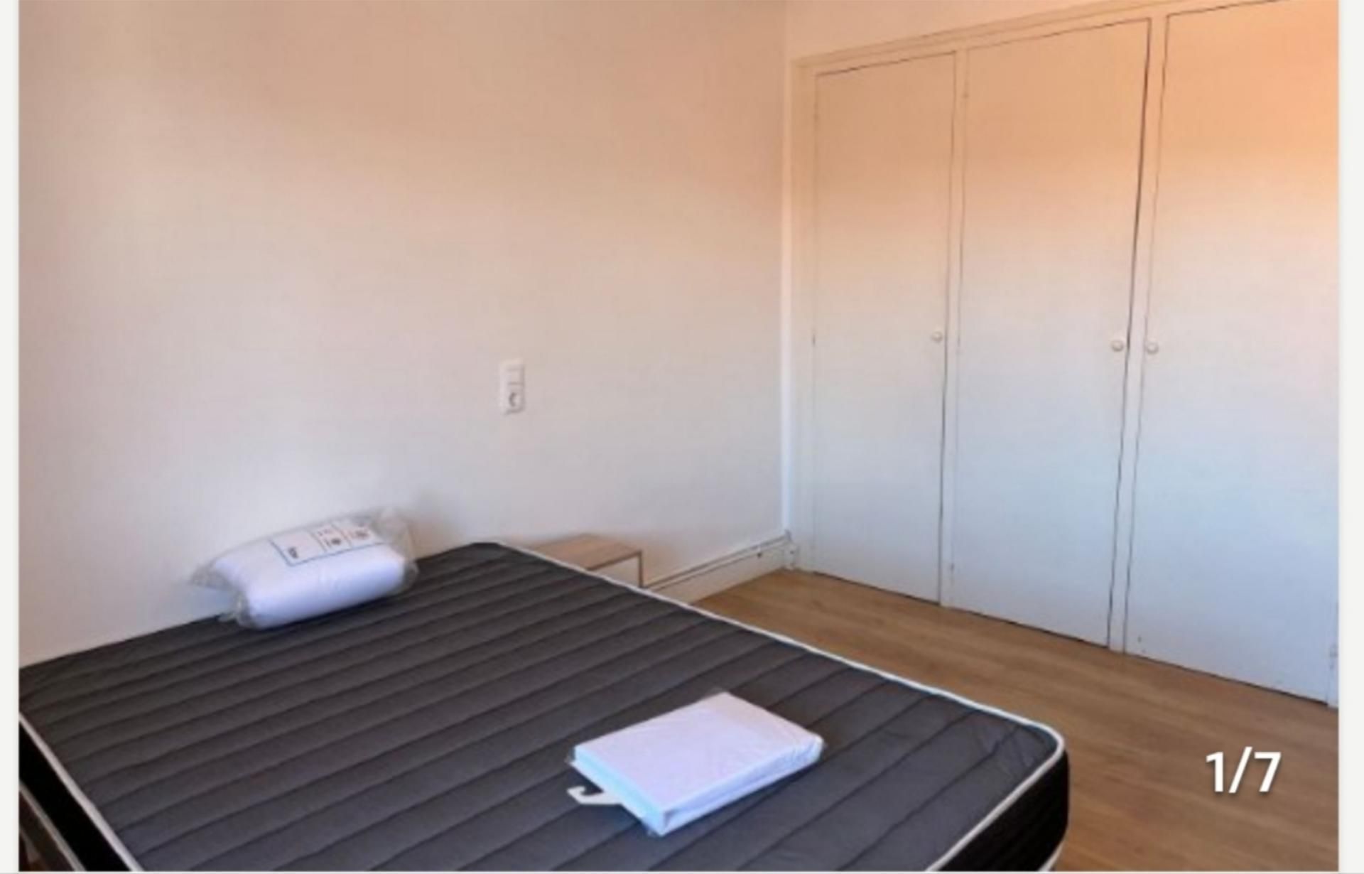 Bedroom of Flat to share in Autol