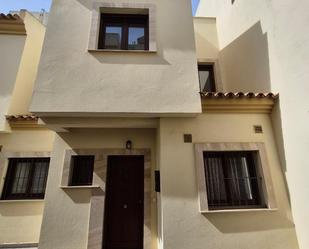 Exterior view of Flat for sale in La Línea de la Concepción  with Terrace, Furnished and Oven