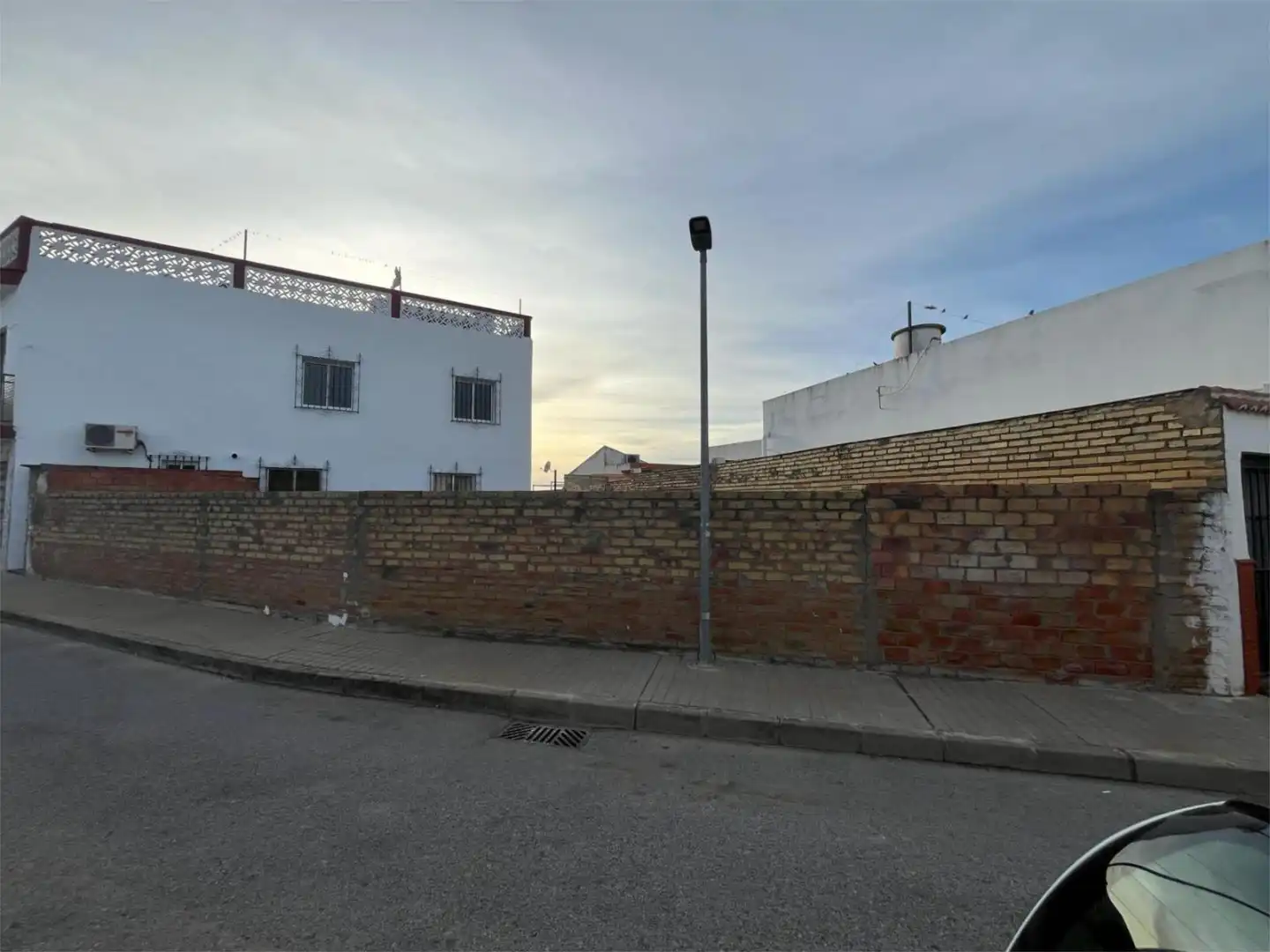 Vista exterior de Terreno en venta en Valencina de la Concepción