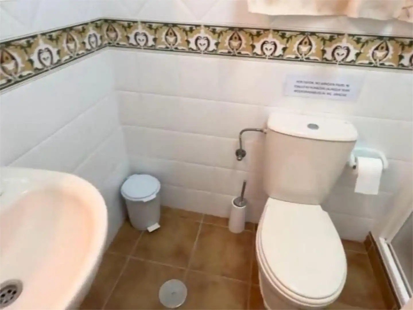 Badezimmer von Wohnung zur Miete in Ayamonte mit Klimaanlage, Heizung und Privatgarten