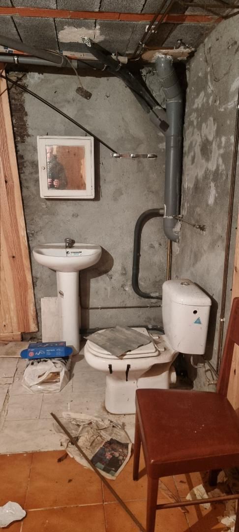 Einfamilien-Reihenhaus miete in Rua Fonte, 26, Abadín