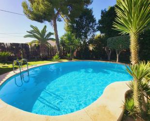 Piscina de Casa o xalet de lloguer en La Pobla de Vallbona amb Aire condicionat, Terrassa i Piscina