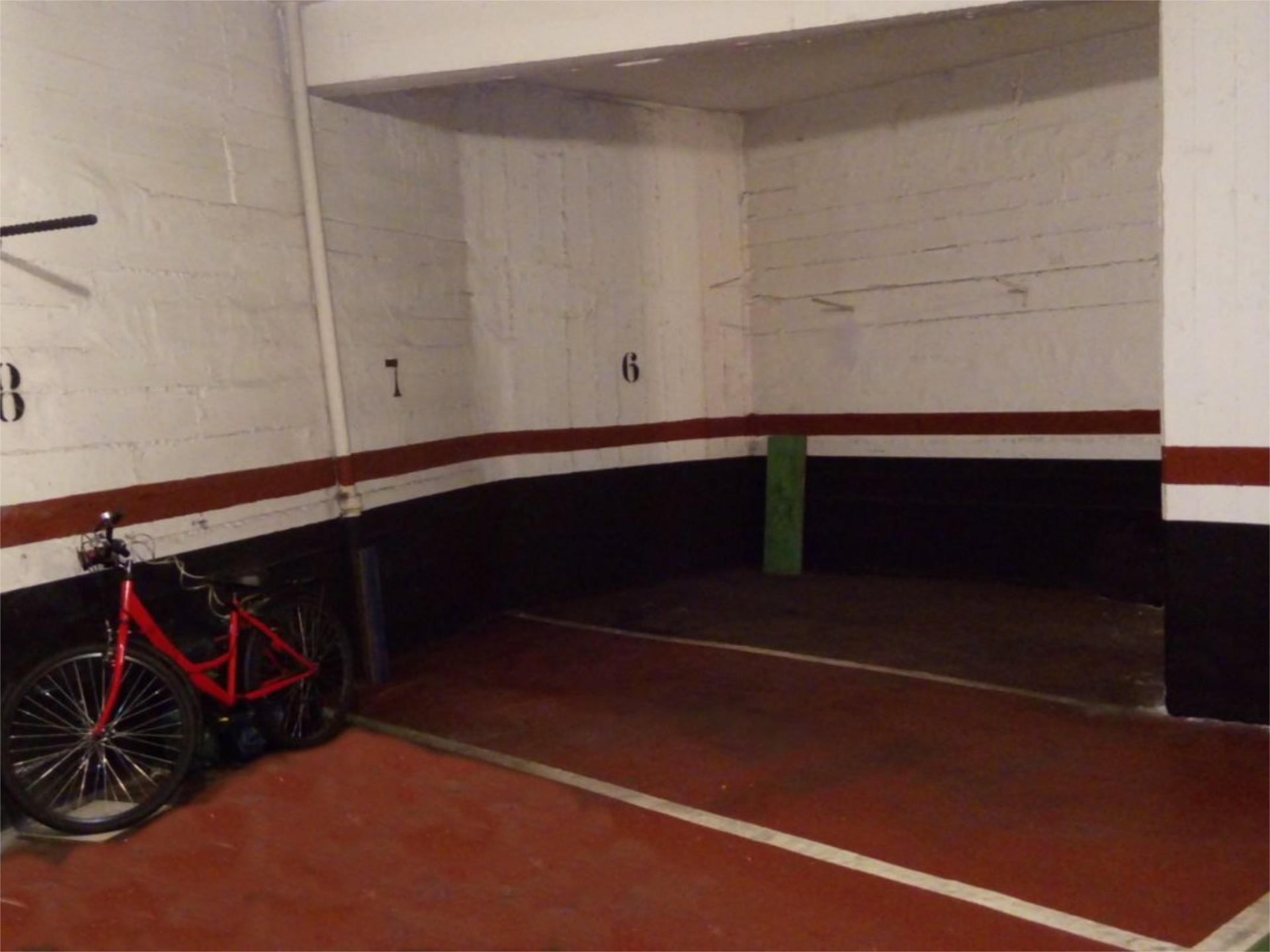 Garatge en venda a Menendez y Pelayo Marcelino Kalea, 36, Santutxu - Basarrate Aparcament de Garatge en venda en Bilbao