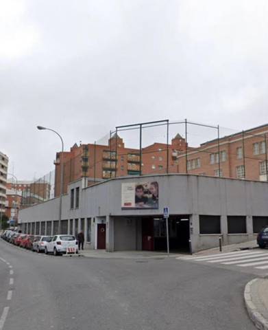 Garaje en Venta en Calle de Virgen del Val, 36 en Concepción