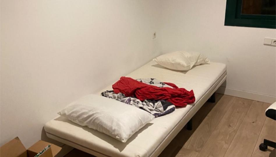 Apartment to share in Carrer de Juan Gris, 33, Son Cotoner, Illes Balears - image 1 Photo 1 of Apartment to share in Carrer de Juan Gris, 33, Son Cotoner, Illes Balears