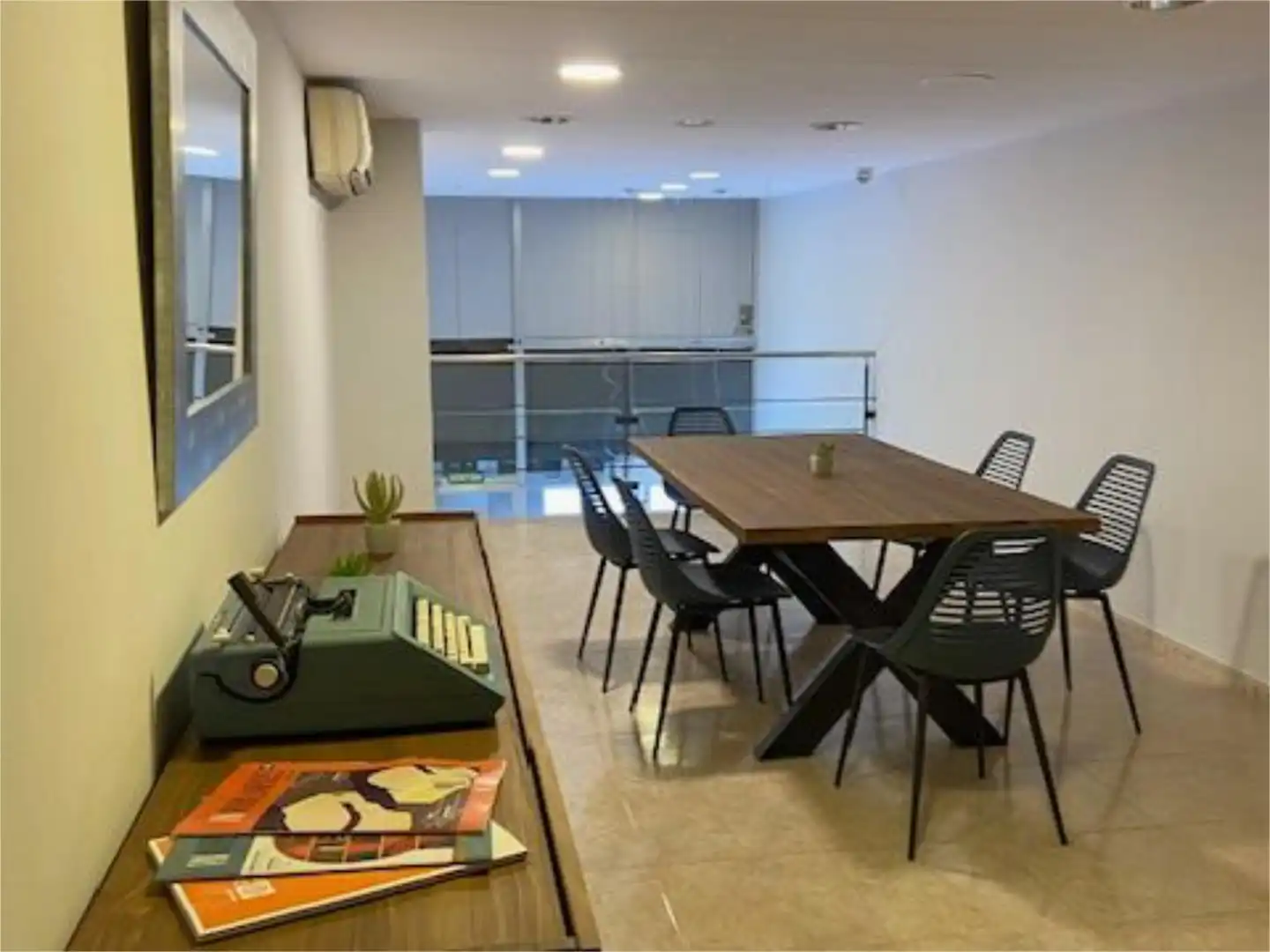Comedor de Local de alquiler en Amposta con Aire acondicionado, Parquet y Amueblado