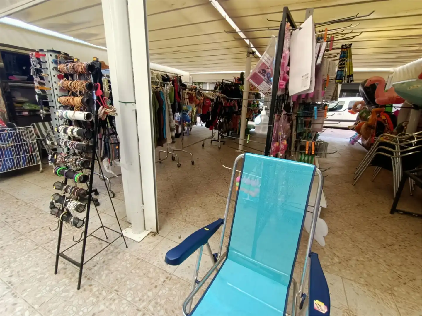 Local de lloguer a Carrer Amplaries, 41, Cala Blanca Local de lloguer en Oropesa del Mar / Orpesa amb Aire condicionat