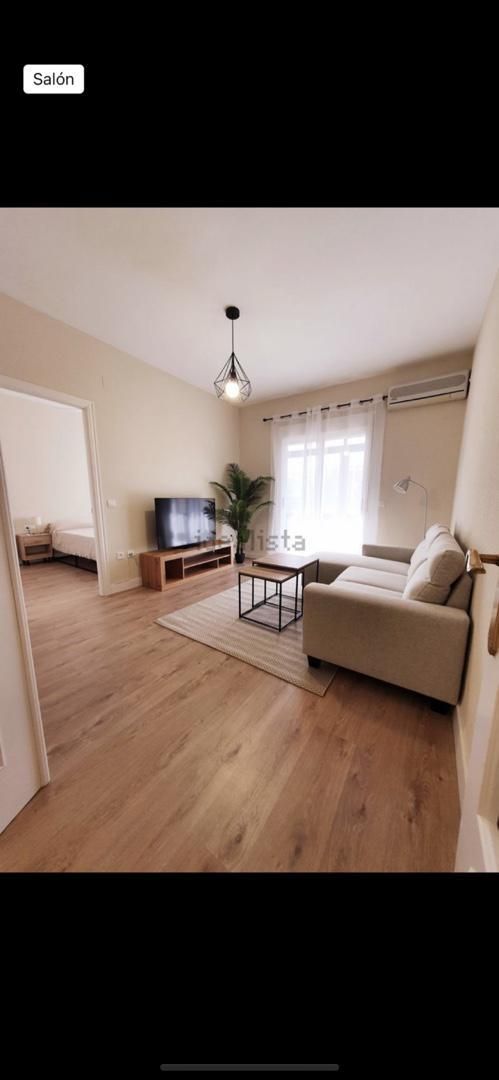 Living room of Flat for sale in Quintanar de la Orden  with Air Conditioner, Heating and Parquet flooring