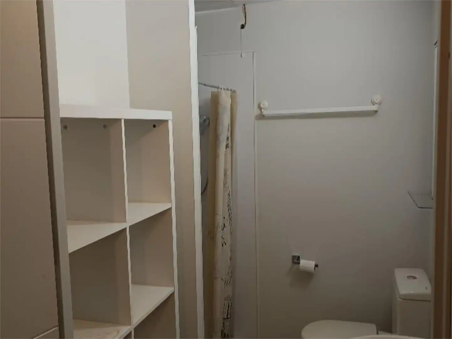 Commercial properties for sale in Calle Esteban Collantes, 13, Pueblo Nuevo Bedroom of Commercial properties for sale in Madrid with Air Conditioner, Heating and Furnished