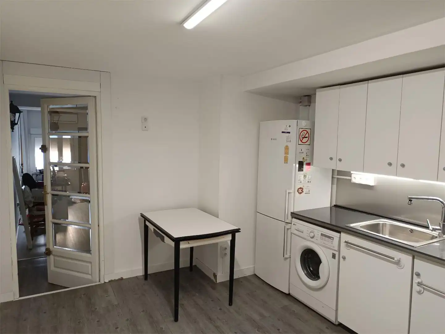Commercial properties for sale in Calle Esteban Collantes, 13, Pueblo Nuevo Kitchen of Commercial properties for sale in Madrid with Air Conditioner, Heating and Furnished