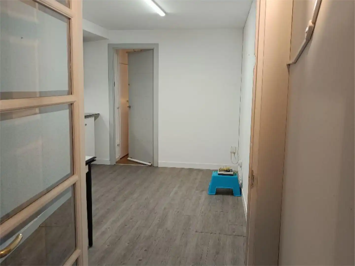 Commercial properties for sale in Calle Esteban Collantes, 13, Pueblo Nuevo Commercial properties for sale in Madrid with Air Conditioner, Heating and Furnished