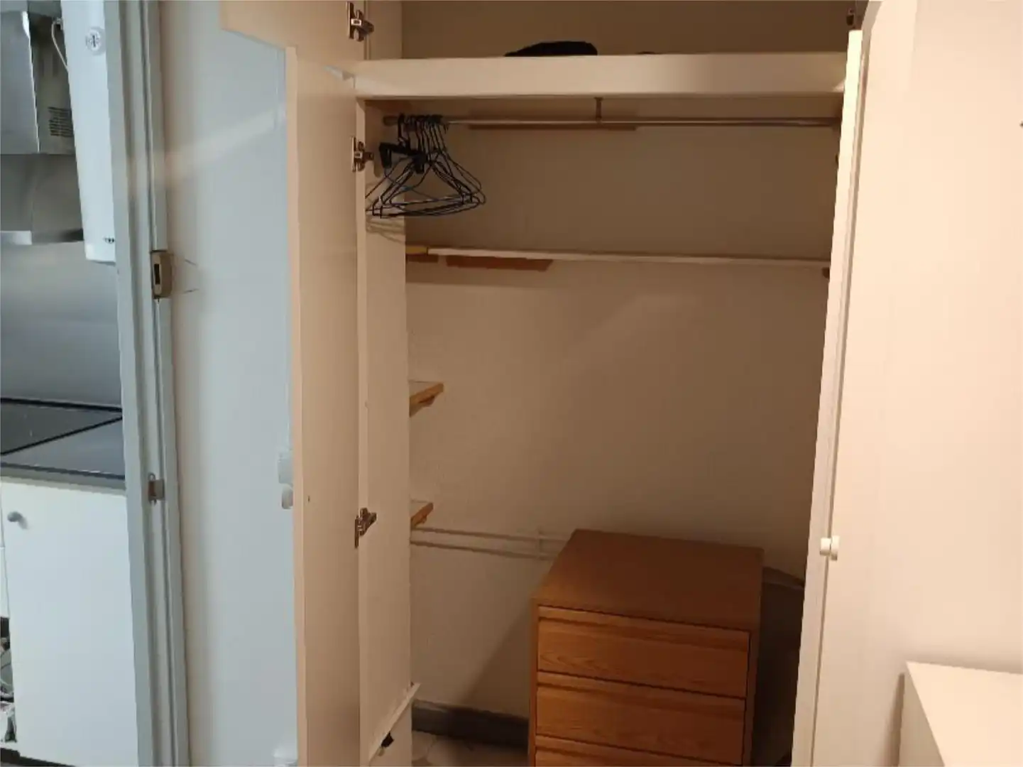 Commercial properties for sale in Calle Esteban Collantes, 13, Pueblo Nuevo Bedroom of Commercial properties for sale in Madrid with Air Conditioner, Heating and Furnished