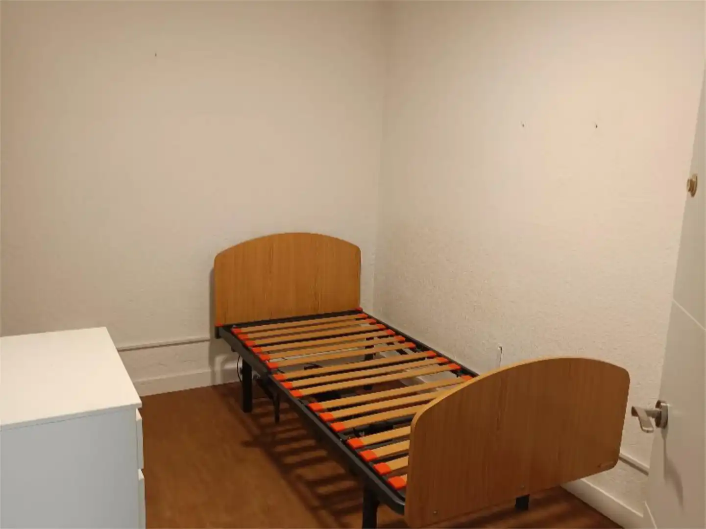Commercial properties for sale in Calle Esteban Collantes, 13, Pueblo Nuevo Bedroom of Commercial properties for sale in Madrid with Air Conditioner, Heating and Furnished