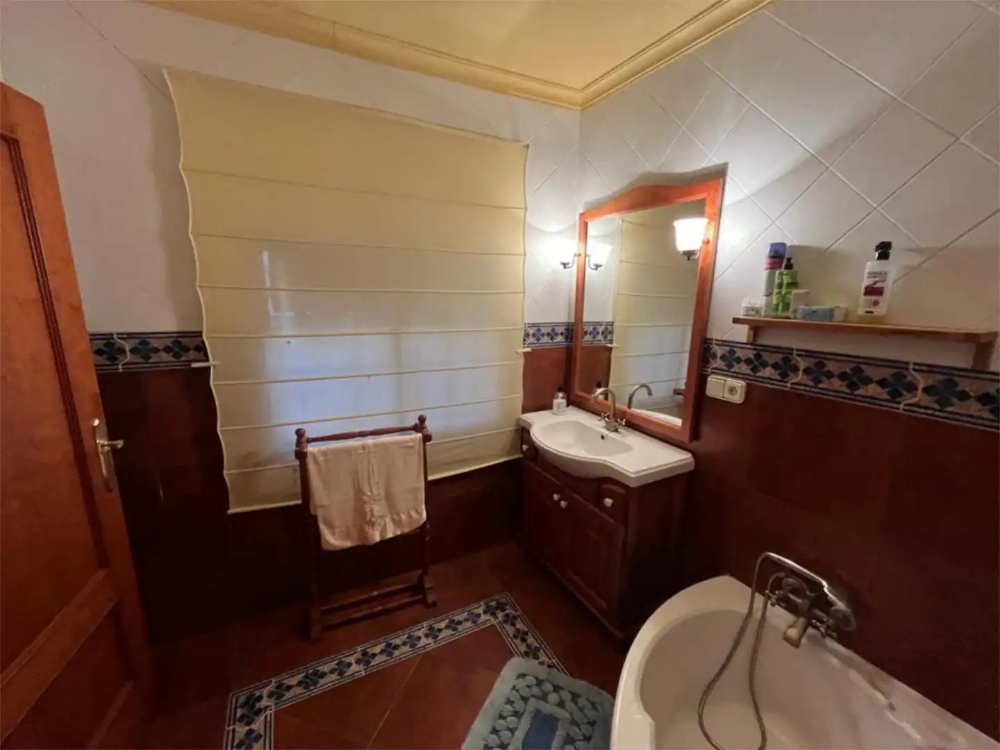 Bany de Casa adosada en venda en Villanueva del Río y Minas amb Aire condicionat, Calefacció i Terrassa