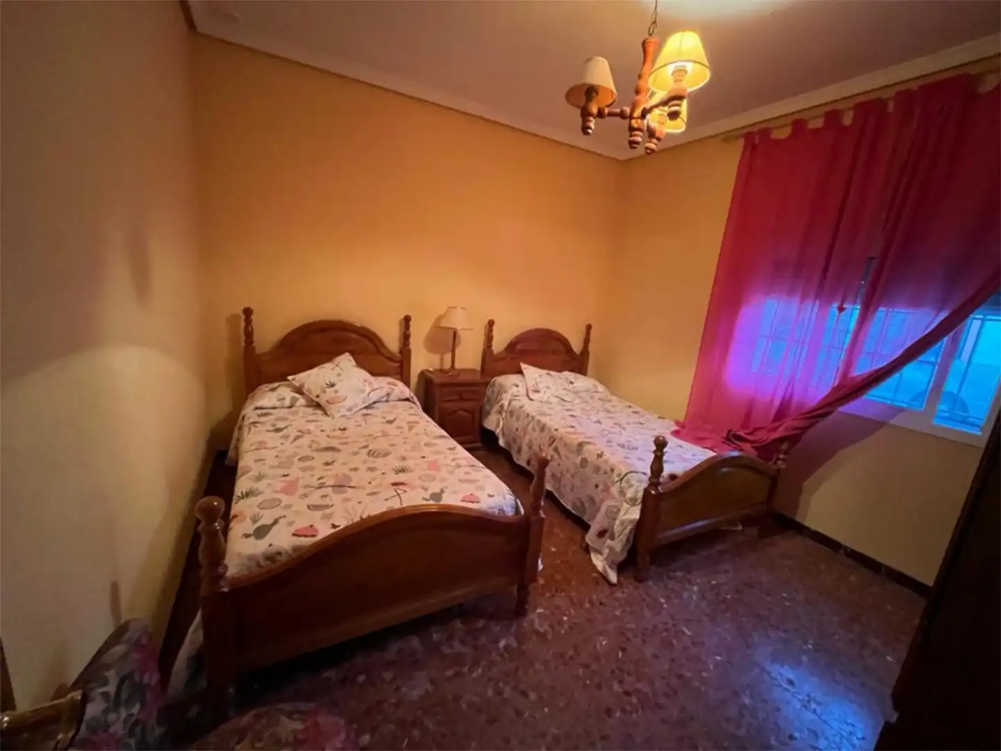 Dormitori de Casa adosada en venda en Villanueva del Río y Minas amb Aire condicionat, Calefacció i Terrassa