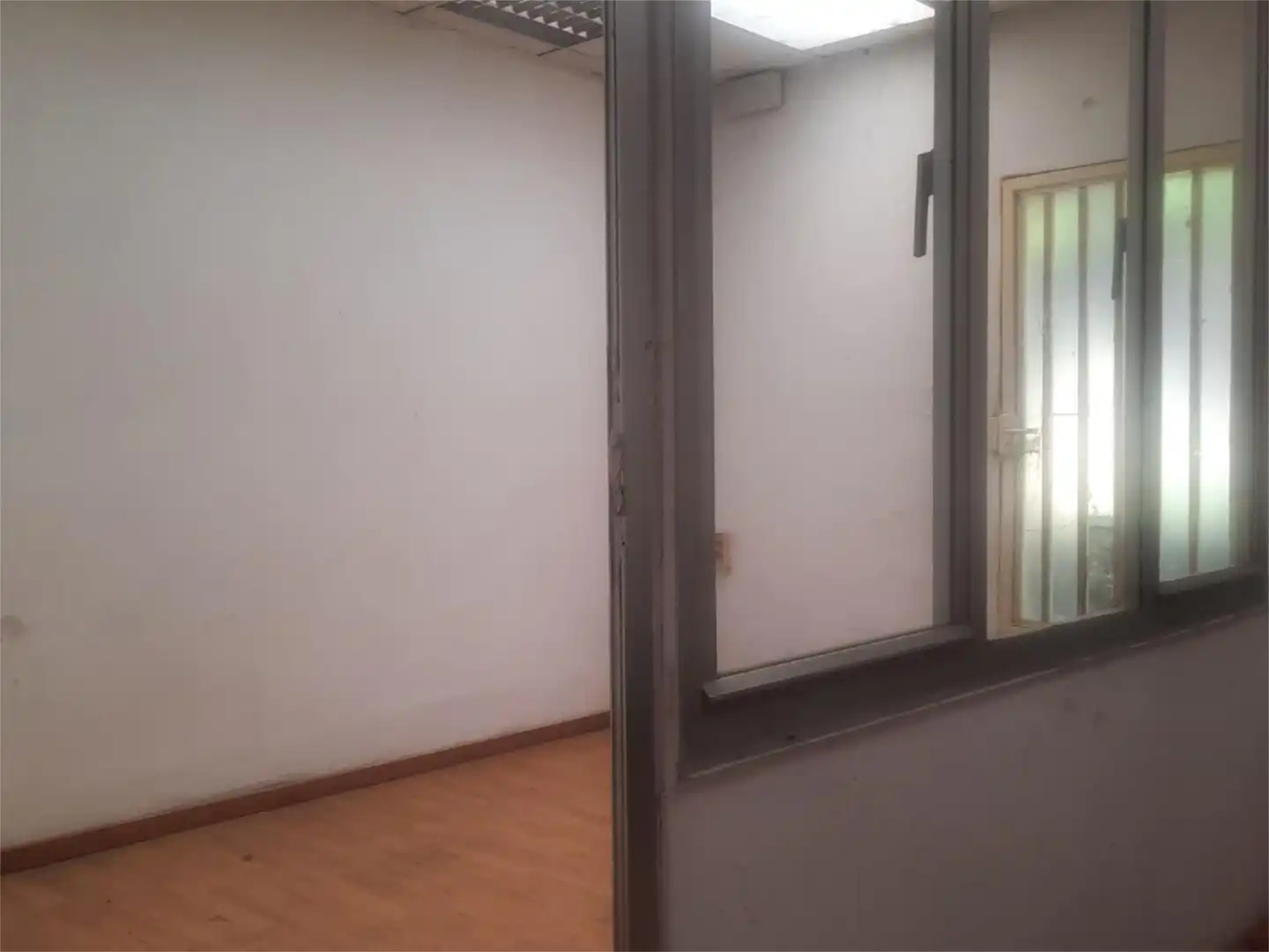 Fabrikhallen zur Miete in Barrio Tabaza, 14, Carreño Fabrikhallen zur Miete in Carreño mit Möbliert