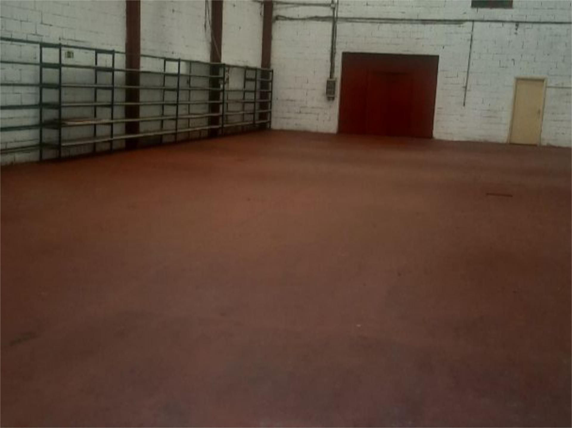 Nau industrial de lloguer en Carreño amb Moblat