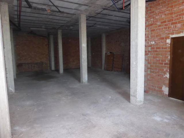 Local comercial en Alquiler en Calle Guarromán, 4 en Cañada Rosal