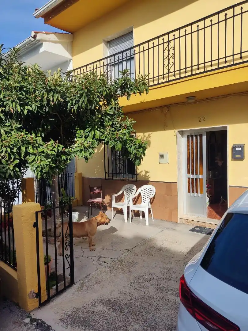 Exterior view of Detached homes for sale in Castillo de Locubín  with Private garden, Terrace and Storage room