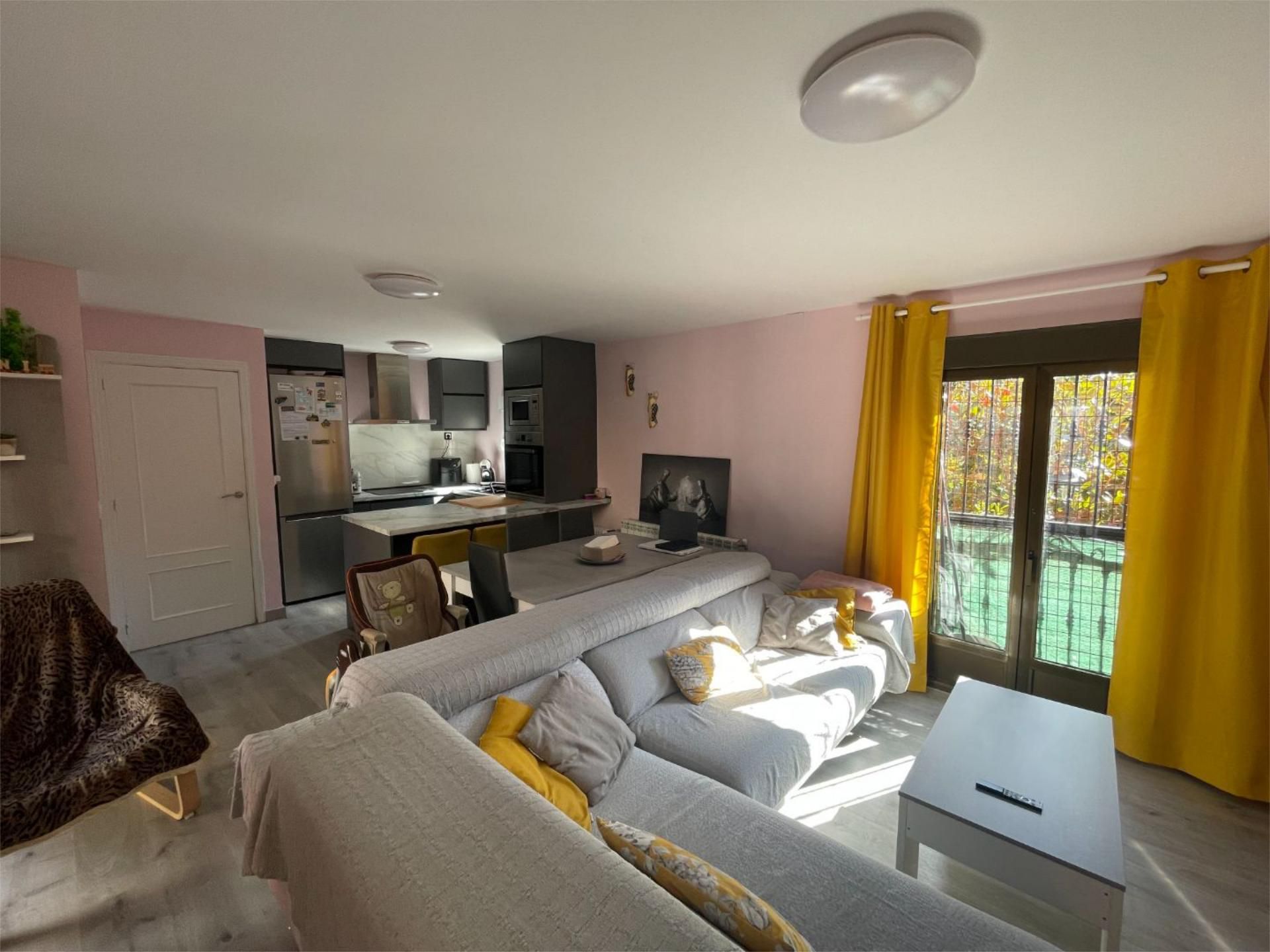 Living room of House or chalet for sale in Plasencia  with Air Conditioner and Balcony