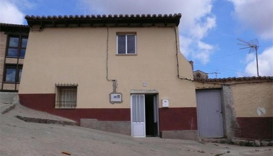 Casa adosada en venda a Cuesta Matadero, 9, Toro, Zamora - imatge 1 Foto 1 de Casa adosada en venda a Cuesta Matadero, 9, Toro, Zamora
