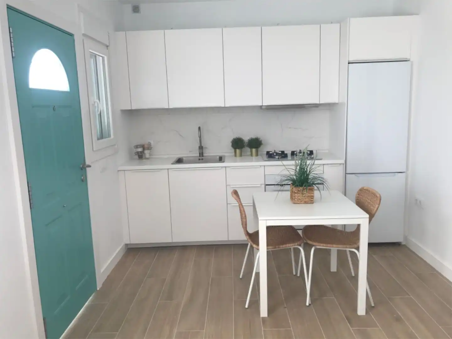 Casa o chalet de alquiler en Camino del Olmo, 1, Los Franceses – La Vega Cocina de Casa o chalet de alquiler en Chiclana de la Frontera con Aire acondicionado, Calefacción y Jardín privado