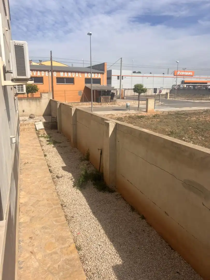 Casa o xalet en venda en Chella amb Aire condicionat, Terrassa i Piscina