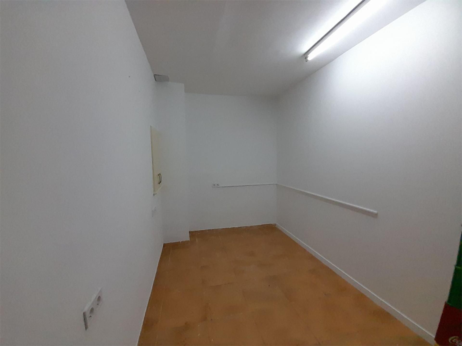 Box room to rent in  Córdoba Capital