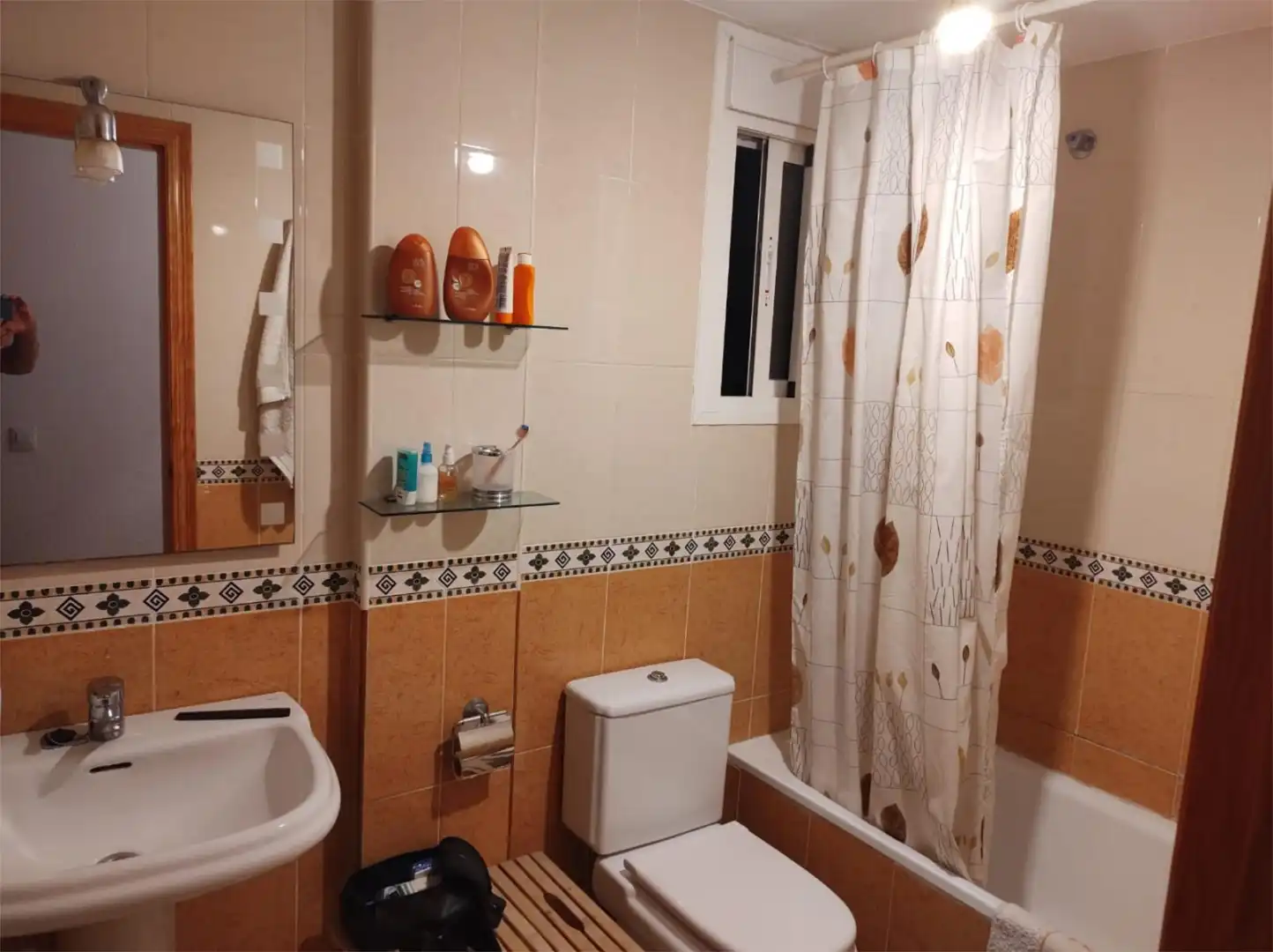 Flat for sale in Las Marinas Bathroom of Flat for sale in Garrucha with Terrace, Furnished and Oven