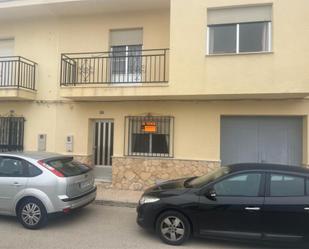 Exterior view of Single-family semi-detached for sale in Camporrobles  with Terrace and Balcony